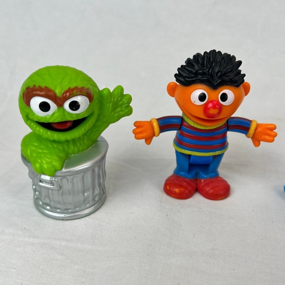 Sesame Street Characters Lot Of 5 Posable Neighborhood Friends Figures Toy PVC - Picture 2 of 14